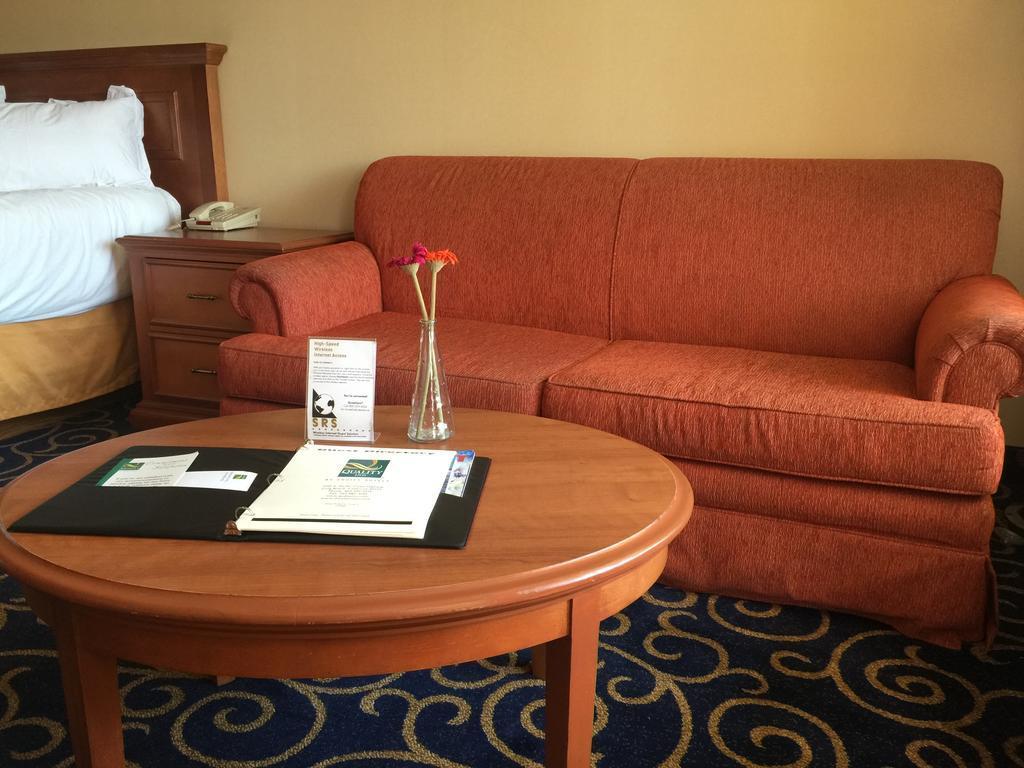 Quality Inn Long Beach - Signal Hill Esterno foto