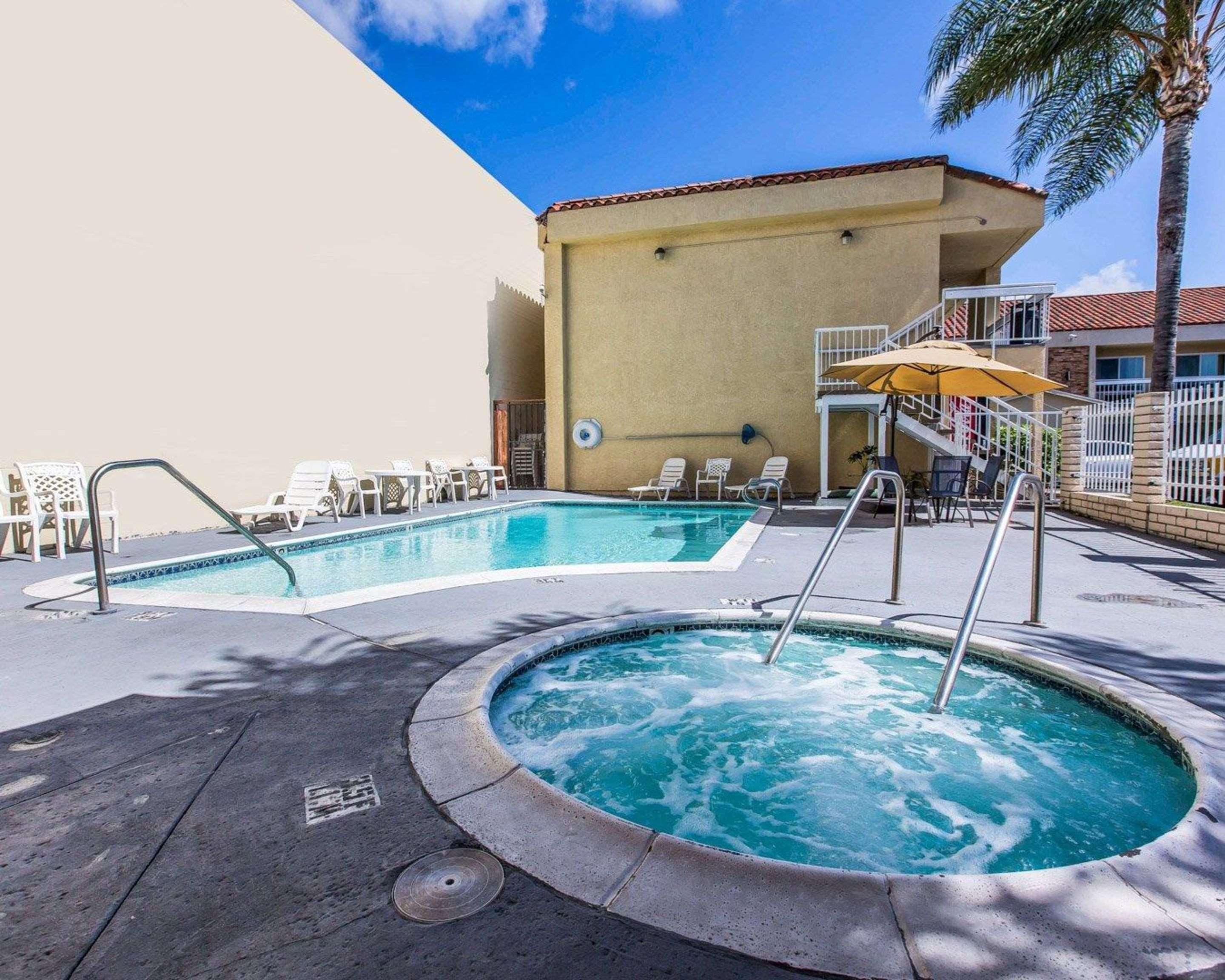 Quality Inn Long Beach - Signal Hill Esterno foto