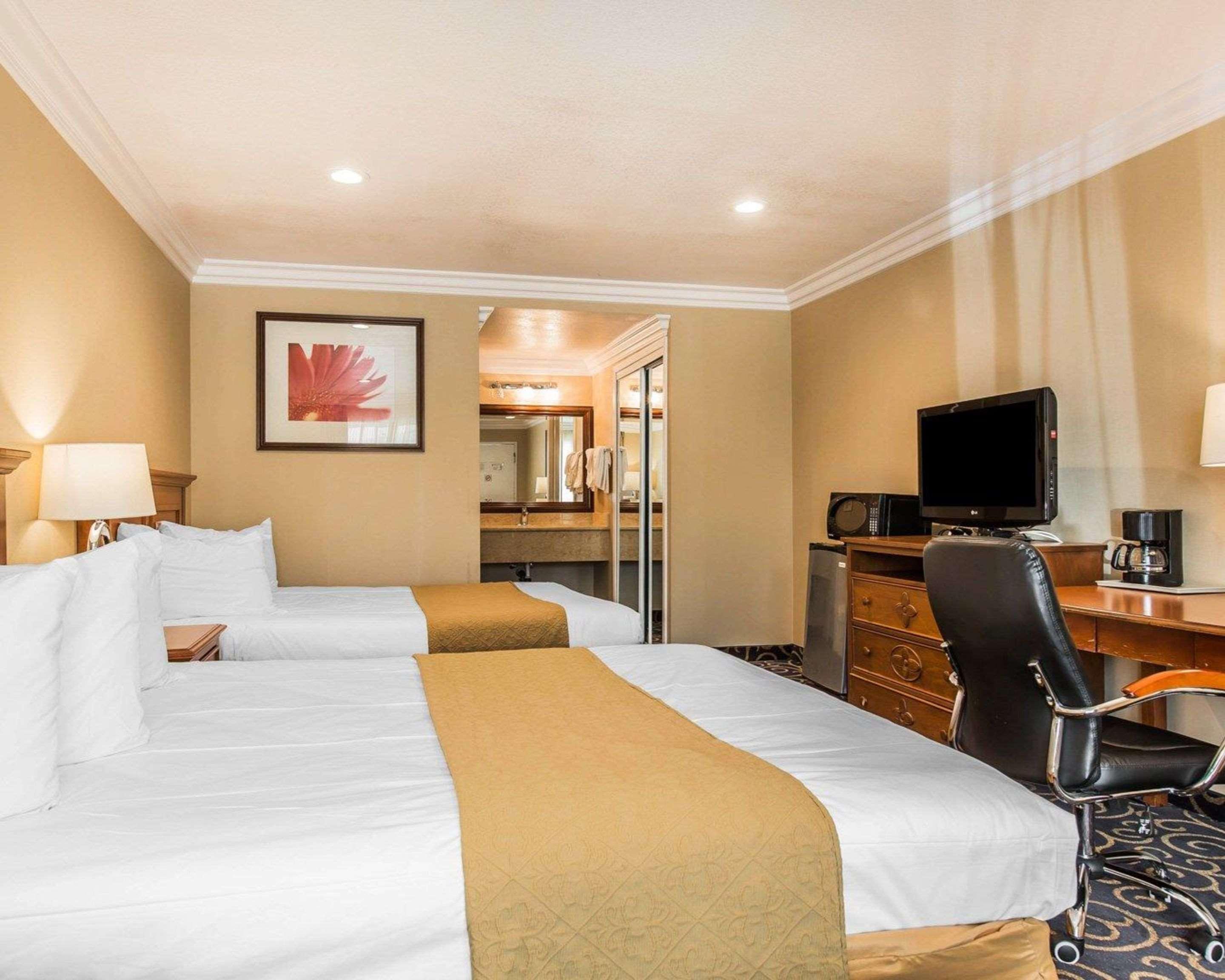 Quality Inn Long Beach - Signal Hill Esterno foto