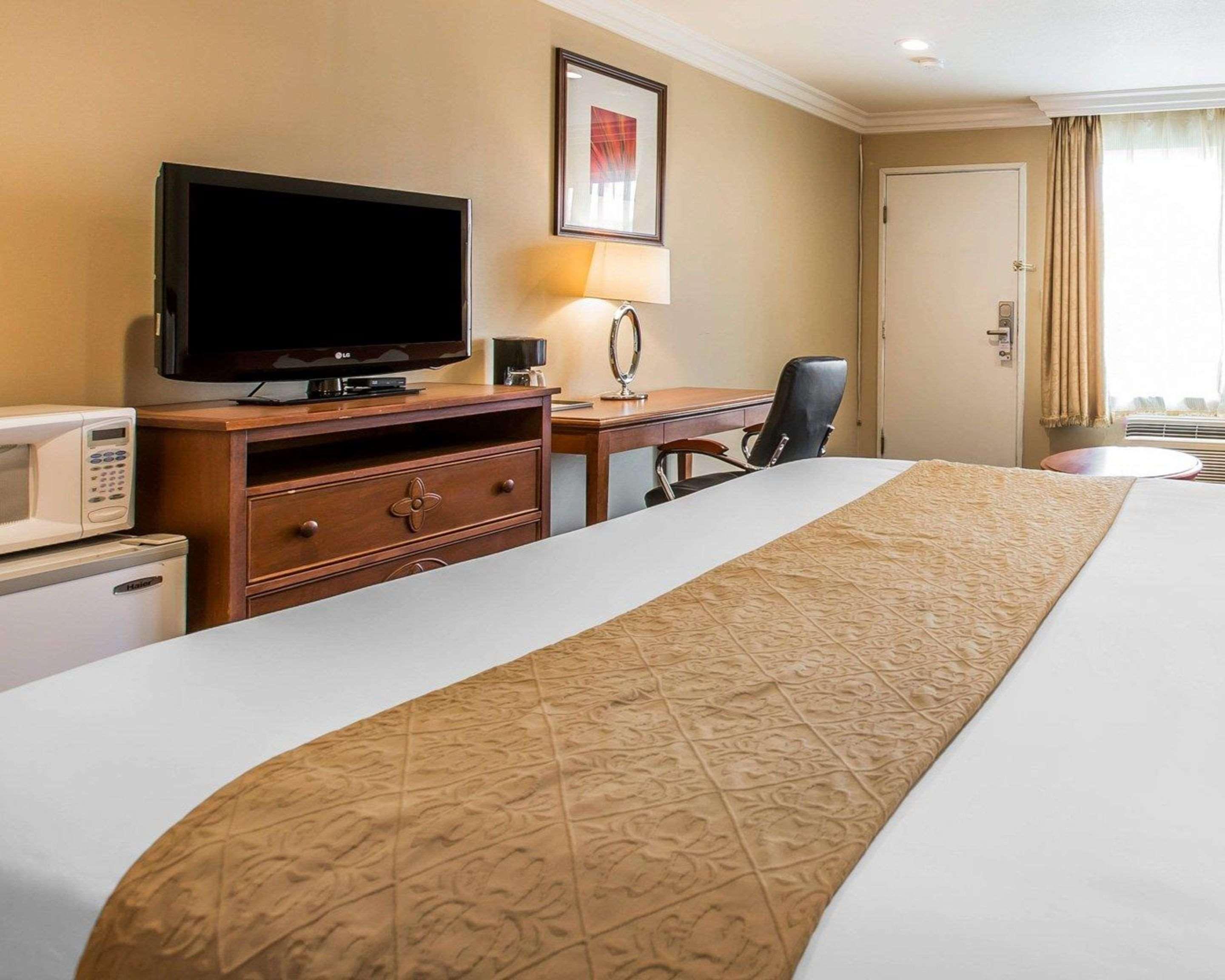 Quality Inn Long Beach - Signal Hill Esterno foto